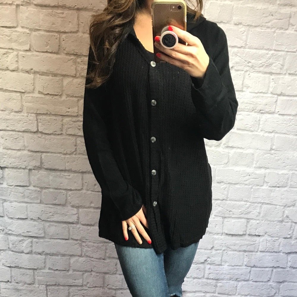 LAST ONE//Black Button front hoodie top